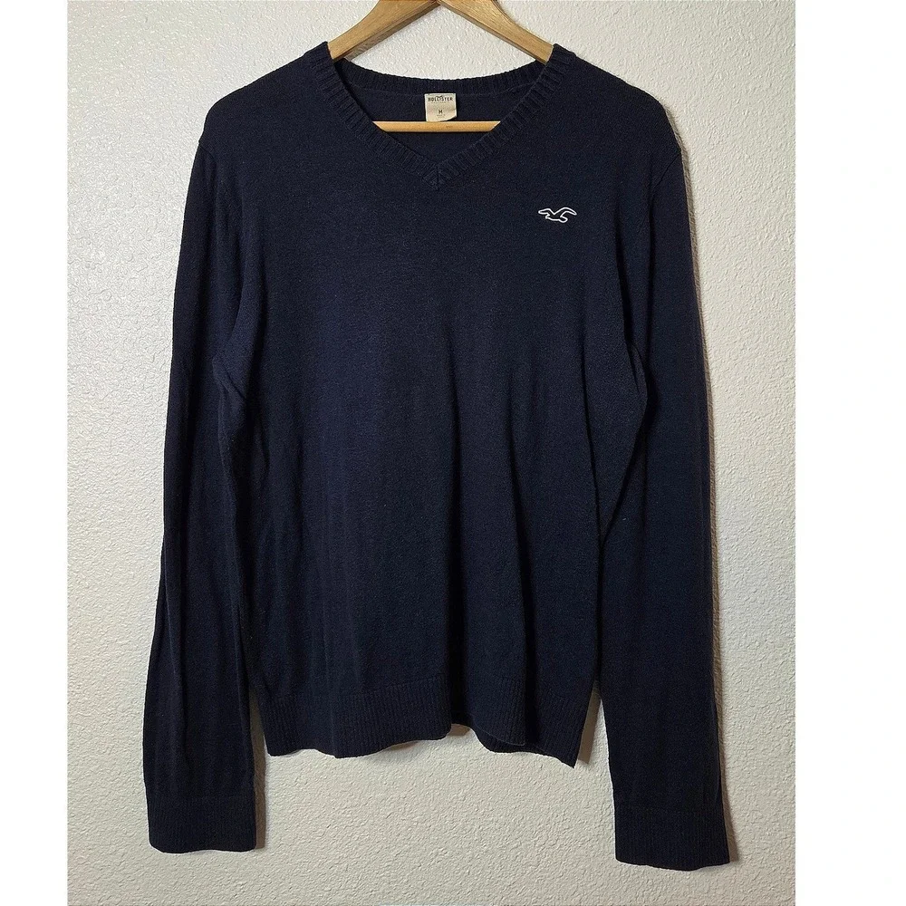 Hollister Men's Navy V Neck Sweater Medium Lightweight Knit Logo‎ Casual